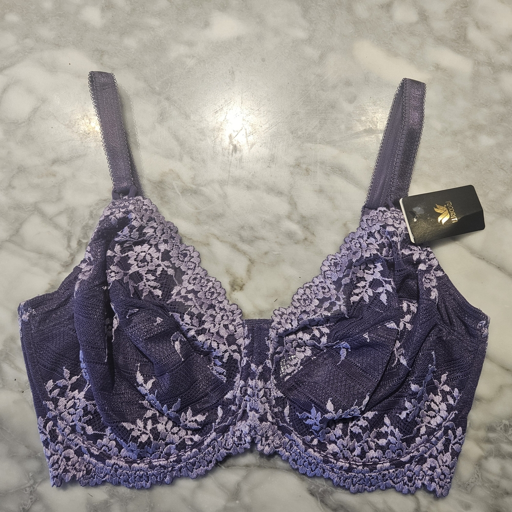 Wacoal Embrace Lace Women's Bra in Purple